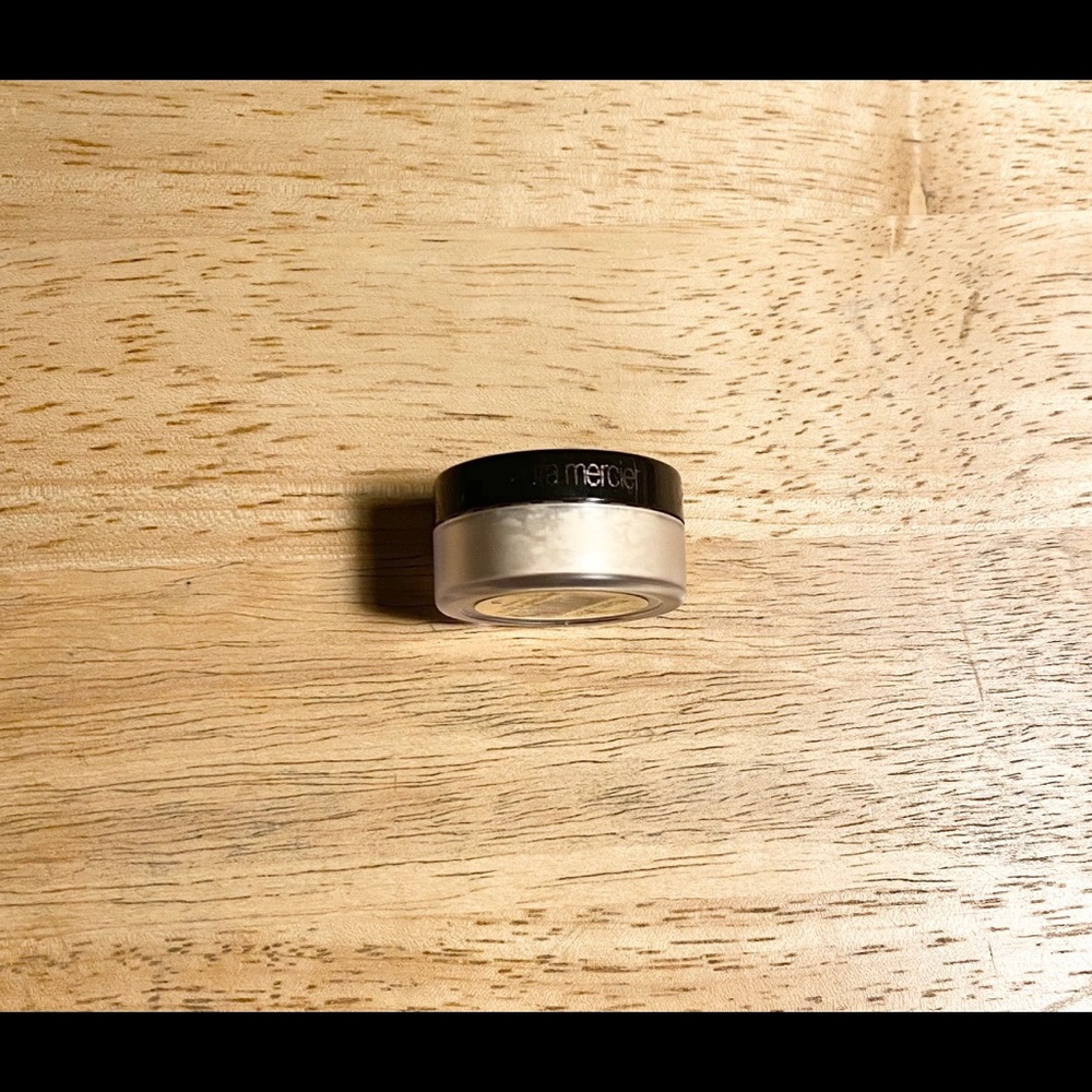 3.5 G Laura Mercier Setting Powder Mini